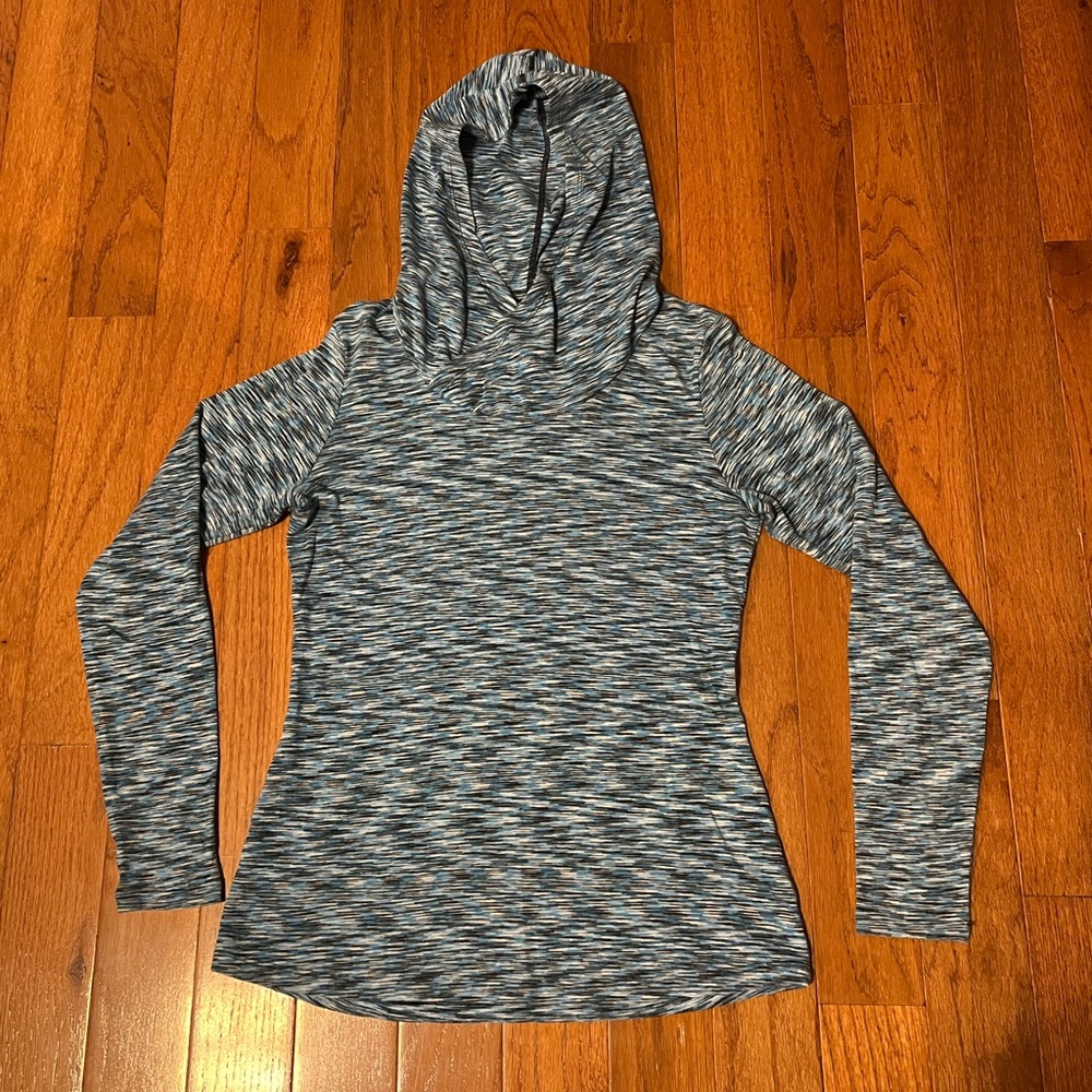 Columbia Women's Blue Patterned Hoodie Shirt